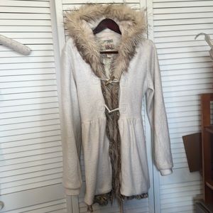 Cream Colored lace & faux fur jacket